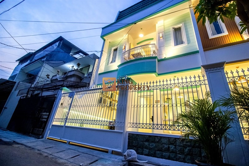 Jakarta Barat Hot Recommend! Rumah Kost Tanjung Duren Emerald Residence Strategis 4 4_tampak_depan__malam_1