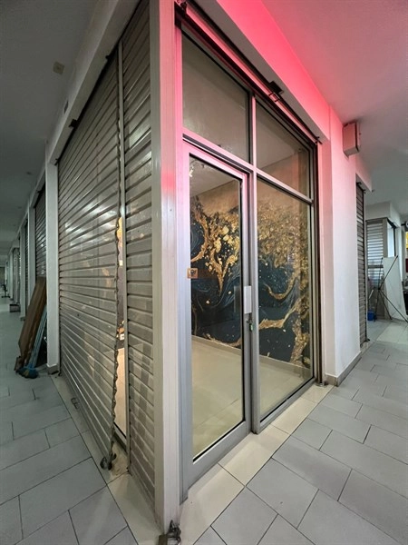 Madison Park Disewakan Kios Strategis Madison Park, Dekat Central Park & Perkantoran APL Tower 5 5