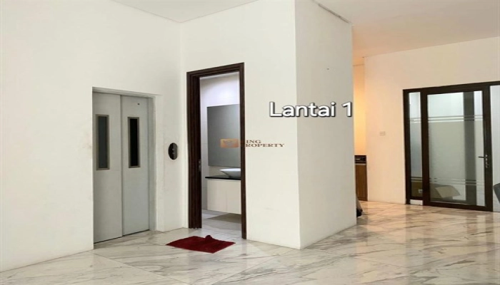 Jakarta Pusat Golf View House 5 Lantai + Lift Pribadi Townhouse Eksklusif Kemayoran 26 5