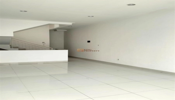 Jakarta Barat Ruko Siap Usaha di Taman Aries Meruya  2,5 Lantai + Rooftop Area Puri Indah<br> 5 5