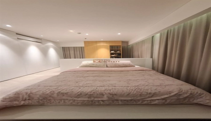 Jakarta Barat Disewakan 1BR AKR Gallery West – Scandinavian Minimalist, Unit Luas Convert 2BR Hook    5 5