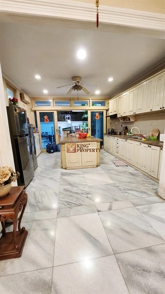 Jakarta Barat Rare Unit! Rumah 2 Lantai di Puri Kembang Ayu – Desain Elegan, SHM   6 5