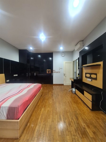 Jakarta Barat Dekat Pintu Gerbang, Rumah Puri Mansion Hawaiii Furnish Kembangan 7 6