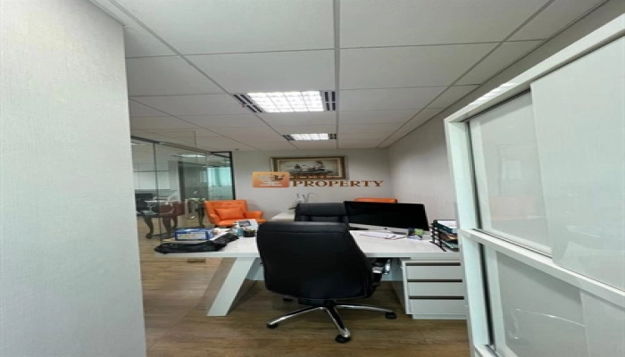 Jakarta Pusat Strategis! Office Space Lippo Holland Village Furnish Bagus Siap Pakai 11 7