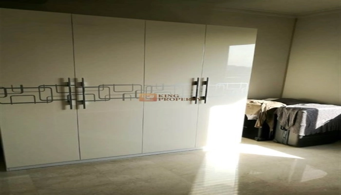 Royal Mediterania Unit Favorit Royal Mediterania 1BR Cozy Dekat Central Park & Taman Anggrek!  7 7