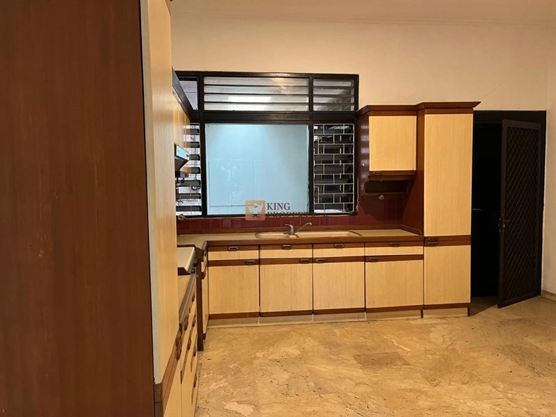 Jakarta Selatan Special Deal, Rumah Kemang Bangka 2 Lantai Old Money Vibes Unfurnish 9 7