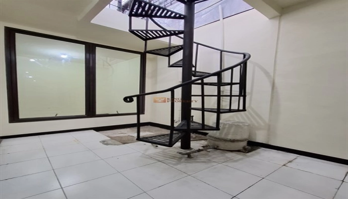 Jakarta Barat Disewakan Rumah Minimalis Full Renov Kebon Jeruk Baru, Lingkungan Aman dan Bebas Banjir   8 7