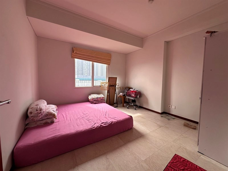 Royal Mediterania Royal Medit 2BR Full Furnish – Unit Luas Hadap Timur, Dekat Central Park & Taman Anggrek  8 7