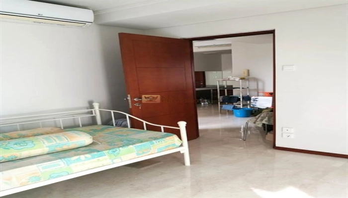 Royal Mediterania Unit Favorit Royal Mediterania 1BR Cozy Dekat Central Park & Taman Anggrek!  8 8