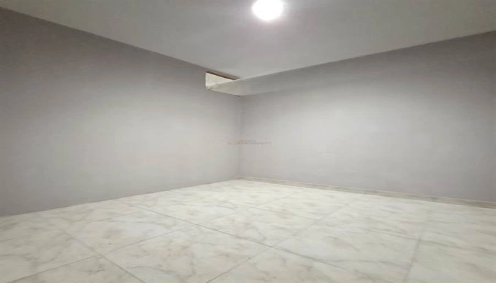 Jakarta Barat Disewakan ruko 3 lantai Jelambar – dekat Central Park Mall & kampus besar, lokasi strategis! 8 8