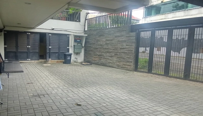 Jakarta Selatan Disewakan Ruang Usaha Premium Radio Kebayoran Baru – Dekat Blok M & MRT 8 8