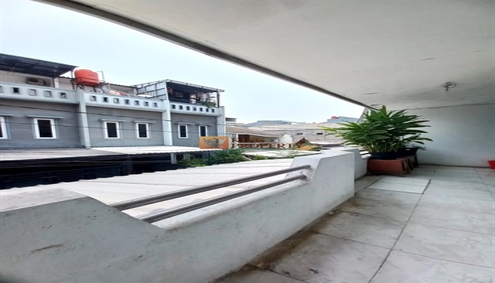 Jakarta Barat Tinggal Masuk! Rumah Full Bangunan SHM Empang Bahagia, Bebas Banjir<br><br> 9 8