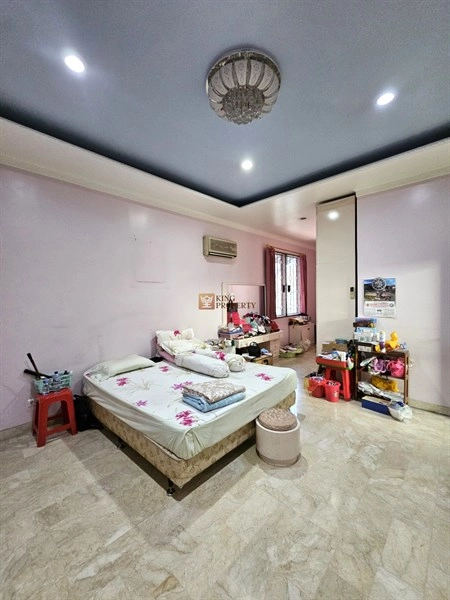 Jakarta Barat Dekat Siloam Hospital Kebon Jeruk, Rumah Kebon Jeruk Tosiga 405m2 9 8