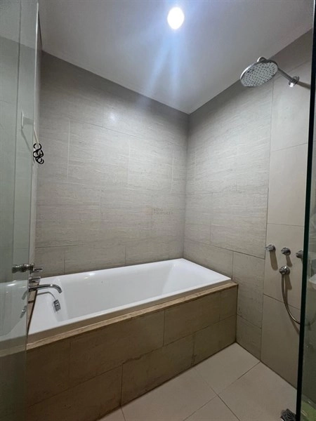 Taman Anggrek Residence Disewakan 2BR Taman Anggrek Residences – Lantai Rendah | Akses Langsung Mall Central Park & Taman Anggrek 8 8