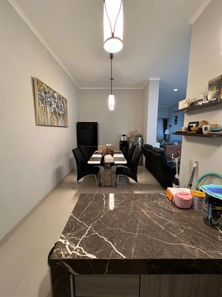 Bodetabek Lokasi Strategis, Rumah Green Bintaro Indah 2 Lantai Furnish SHM 9 8