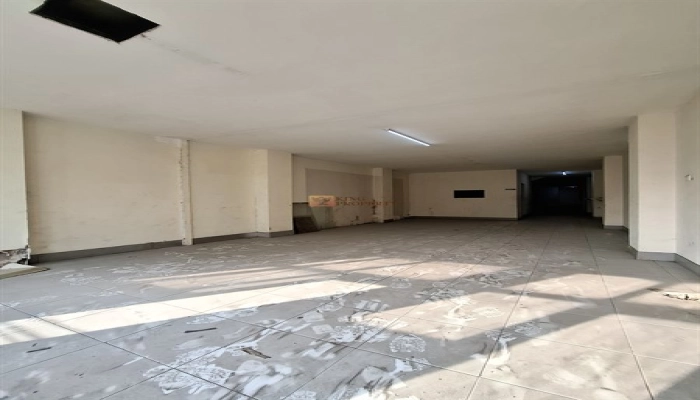 Jakarta Barat Bersebrangan Mall Grand Paragon, Disewa Ruko Hayam Wuruk 5x33m2 19 8
