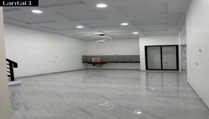 Jakarta Barat Rumah Eksklusif 3 Lantai Tanjung Duren Barat Desain Modern, Akses 3 Mobil, Bebas Banjir! 9 9