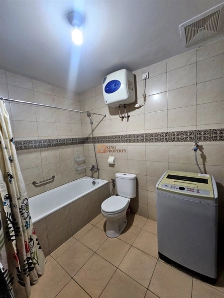 Central Park Unit Strategis, 2BR Condominium Central Park Residence Furnished 10 9