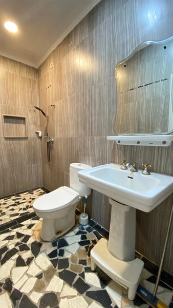 Jakarta Pusat Hot Deal! Rumah Modern Minimalis Jakarta Pusat – Dekat ITC & Pasar Pagi Mangga Dua, Dekat ITC Mangga Dua & WTC Mangga Dua, Pasar Mangga Dua, SMA Negeri 1 Jakarta, RS Husada Mangga Besar 9 9