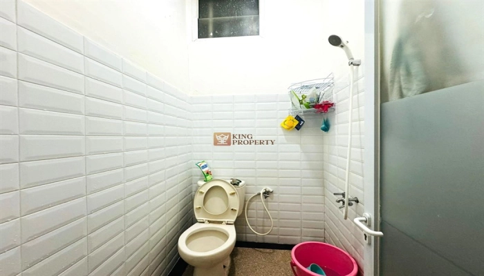 Jakarta Selatan Minimalis Classic, Dijual Ruko Crown Palace Lokasi Strategis 238m2  10 9