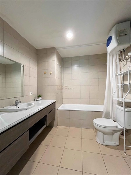 Central Park Central Park Residences 2BR – Cozy Modern Minimalist Living, Above Central Park Mall, Dekat Neo Soho & APL Tower 9 9