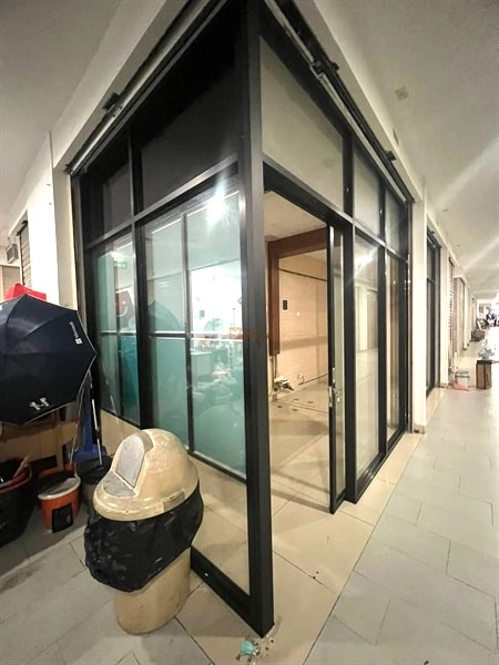 Madison Park  Kios Modern Commercial Space di Madison Park Dekat Central Park & Taman Anggrek, Jakarta Barat 9 9