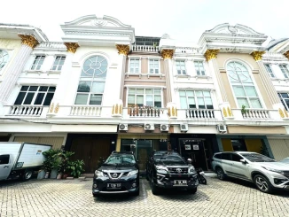 Minimalis Classic Dijual Ruko Crown Palace Lokasi Strategis 238m2 