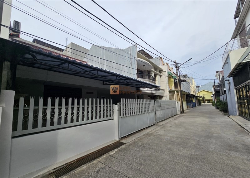 Jakarta Barat Disewakan Rumah 1,5 Lantai Jelambar Kav. Polri – Dekat Central Park, Trisakti & Bebas Banjir! 103 cover_3