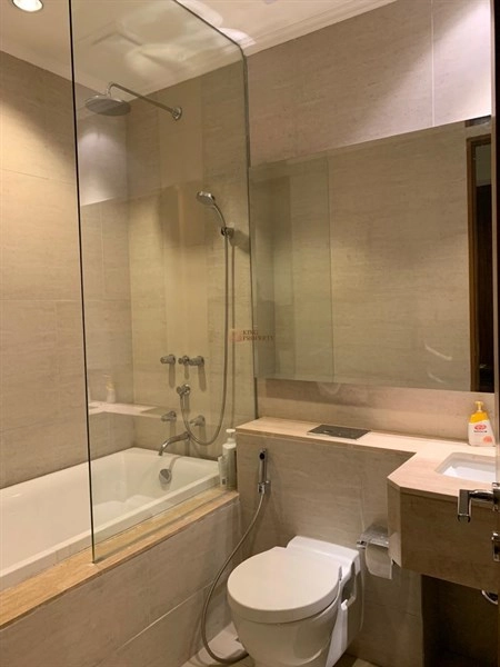 Taman Anggrek Residence  1BR Taman Anggrek Residence Mewah Furnish + Maid Room Prime Area Dekat Mall & Tol 22 fgwererher