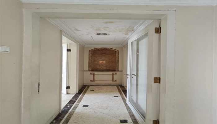 Jakarta Barat Elegant Classic 2BR Apartment Slipi 118m² – Prime Location Near Sudirman, Senayan & Central Park 26 img_20260402_141957