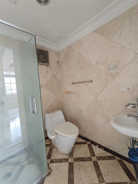 Jakarta Barat Elegant Classic 2BR Apartment Slipi 118m² – Prime Location Near Sudirman, Senayan & Central Park 27 img_20260402_142013