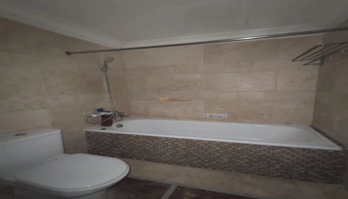 Jakarta Barat Elegant Classic 2BR Apartment Slipi 118m² – Prime Location Near Sudirman, Senayan & Central Park 29 img_20260402_142137