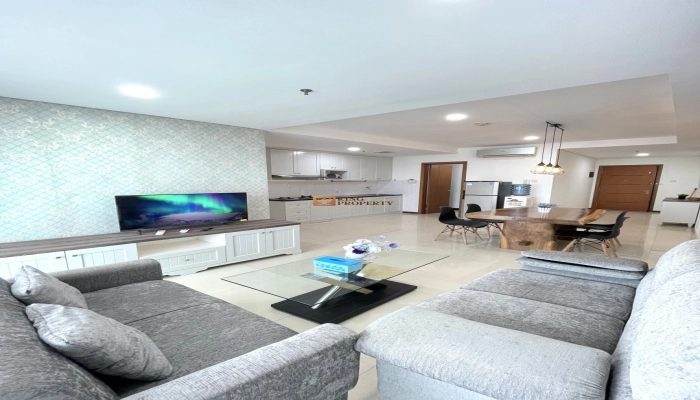 Green Bay Pluit Furnished Homey View Laut Condominium 3BR 118m2 Green Bay Pluit 2 img_5637
