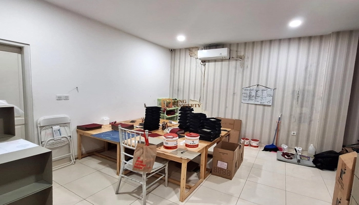 Jakarta Selatan Rumah Old Money Classic Pinggir Jalan Strategis Bangunan Luas Bisa Untuk Usaha 3 photo_2025_06_19_16_03_22