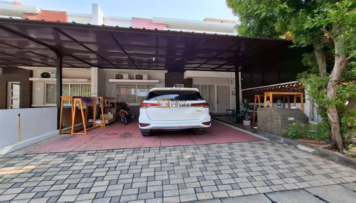 Jakarta Barat Living in Style! Rumah Cantik Furnish Puri Mansion Akses Tol Strategis 2 tampak_depan