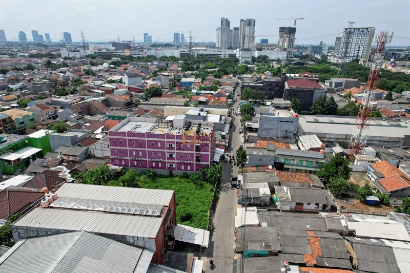Bodetabek Nego Sampai Deal, Tanah Cibogo Wetan Dekat Mall Sumarecon 491m2 11 tampak_lebar_jalan_2mobil_lega