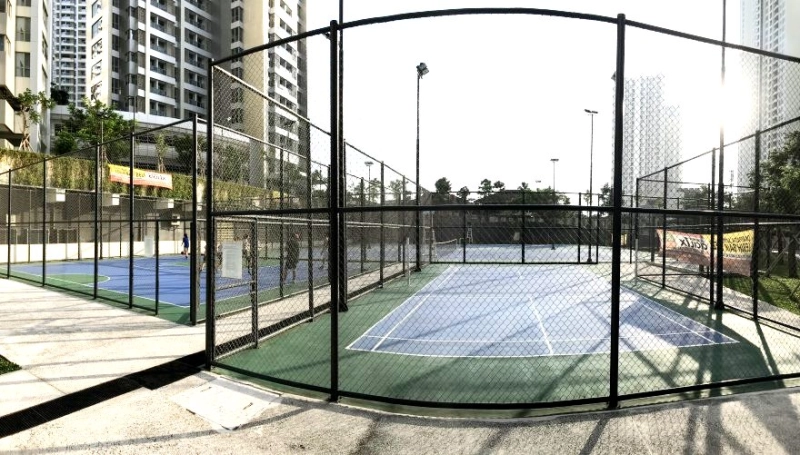 Galeri Galeri Taman Anggrek Residence 29 tennis_badminton_and_basketball_tar