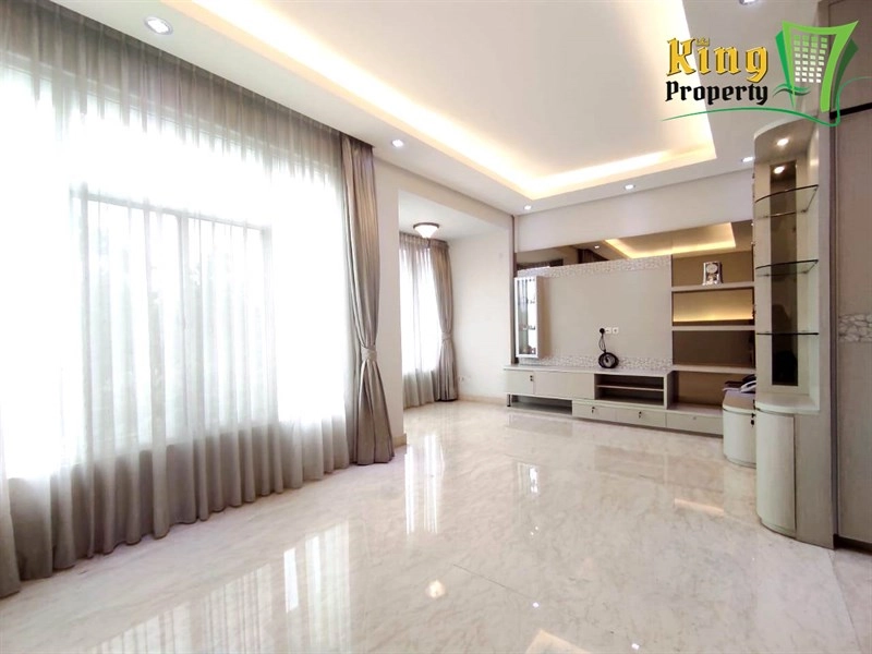 Jakarta Utara Hot Deal! Rumah Crown Golf Boulevard PIK 8x24m Furnish View Golf Bisa KPR! 4 whatsapp_image_2021_06_23_at_12_18_32_pm_1