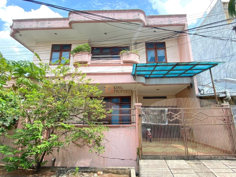 Jakarta Utara Banting Harga! Rumah Old Money Hook 2 Lantai di Muara Karang, Akses Super Strategis 2 whatsapp_image_2025_11_08_at_12_14_21