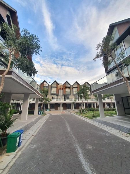 Jakarta Utara Rumah Keren Bikin Naksir! Terrace House Concept Osaka Residence PIK2 3 Lantai 3BR+1BR 6x10 17 whatsapp_image_2025_11_14_at_14_48_05