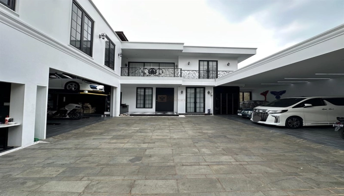 Jakarta Selatan Exclusive House Modern Luxury Contemporary + Private Pool Veteran Jakarta Selatan Dekat Tol & PIM  Bonus Kost 8 Pintu, RS Sutoyo Kemhan, Pondok Indah Mall, 15 menit Gandaria City       29 whatsapp_image_2026_02_07_at_13_05_58_1