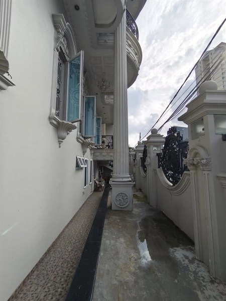 Jakarta Pusat Rumah Mewah Mangga Dua Classic European 4,5 Lantai – Dekat ITC Mangga Dua & WTC Mangga Dua, Pasar Mangga Dua, SMA Negeri 1 Jakarta, RS Husada Mangga Besar 54 whatsapp_image_2026_02_18_at_09_57_20_1