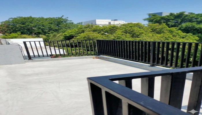 Jakarta Barat Rumah Modern Luxury Tropical Dijual 2,5 Lantai Seberang Central Park Mall & Central Park Mall 2, Tomang Strategis 26 whatsapp_image_2026_04_19_at_13_16_47_1