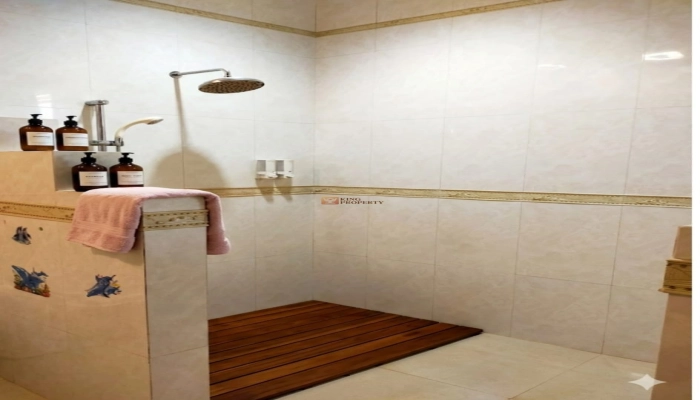 Jakarta Barat Rumah Modern Luxury Tropical Dijual 2,5 Lantai Seberang Central Park Mall & Central Park Mall 2, Tomang Strategis 30 whatsapp_image_2026_04_19_at_13_16_50_3